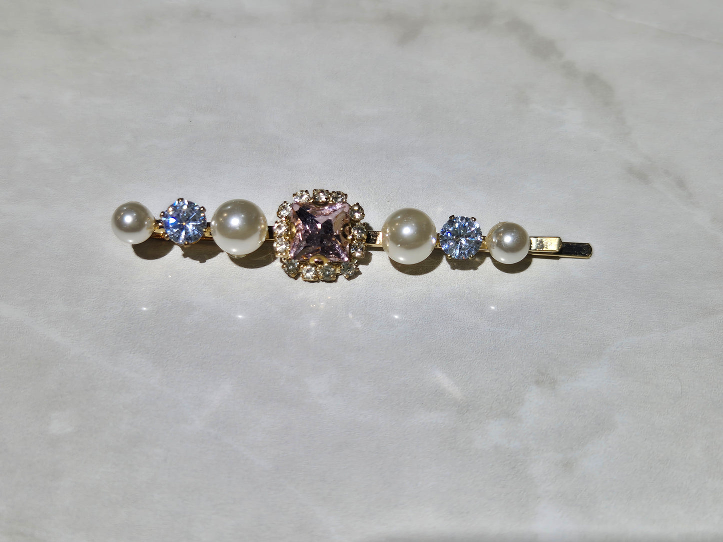 Gem & Pearls Line-Up Pin