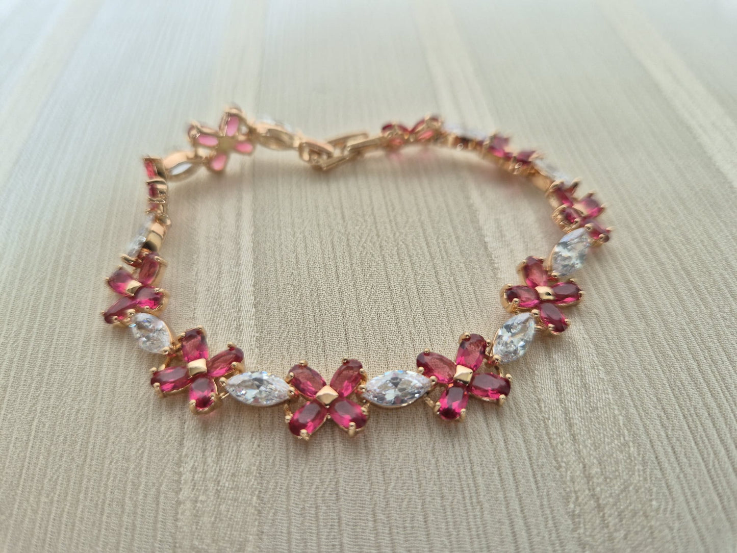 Zircon Diamond with Pink Crystal Flower Bracelet