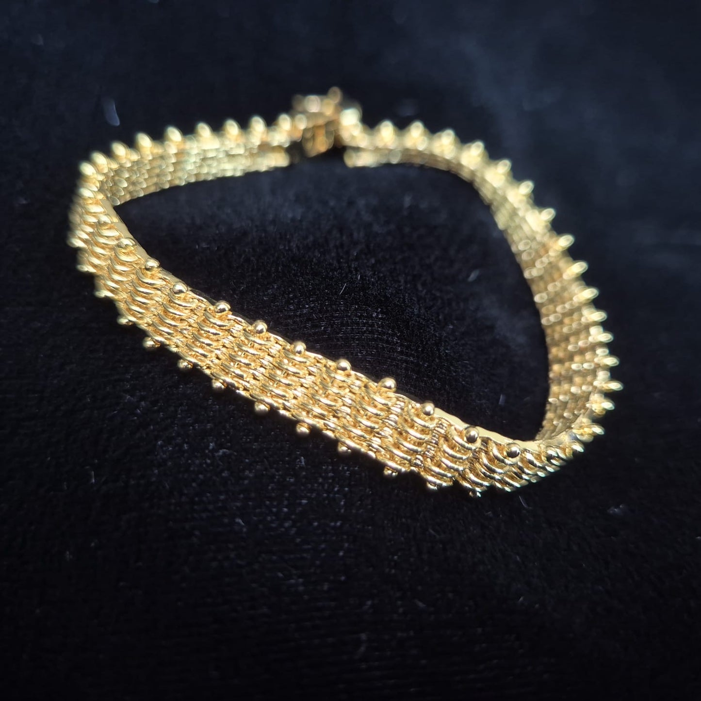Woven Bracelet (Medium Wide)