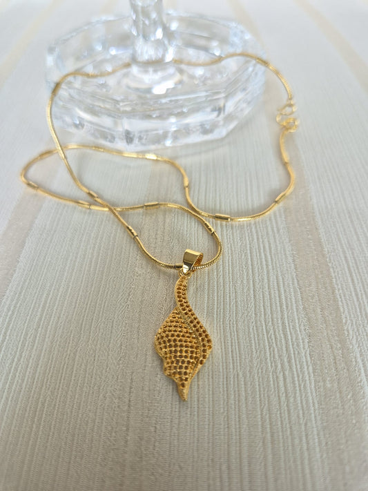 Diamante Snail Necklace
