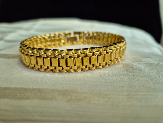 Gold Rectangular Bracelet (Wide)