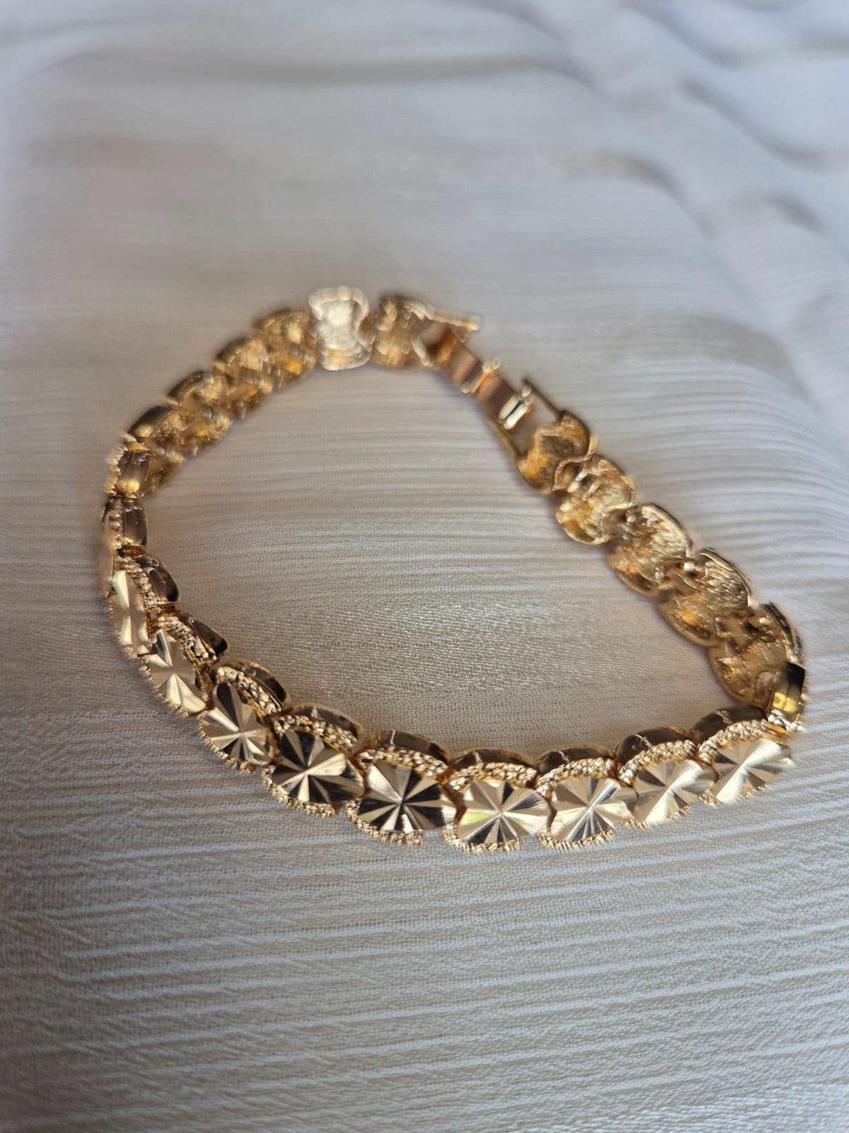 Gold Hearts Bracelet (Medium Wide)